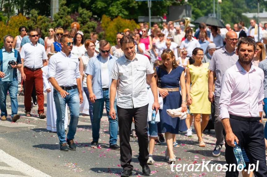 Procesja Bożego Ciała przeszła ulicami Krosna 