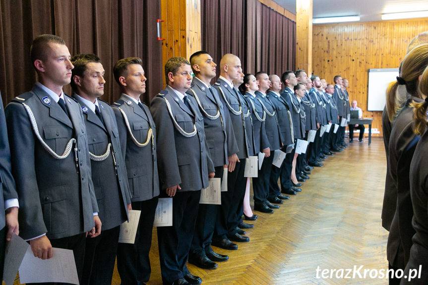 Święto Policji w Krośnie. Mundurowi odebrali awanse