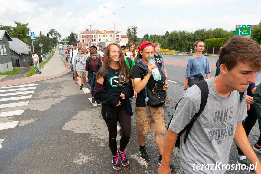 Pątnicy dotrą dziś do Miejsca Piastowego