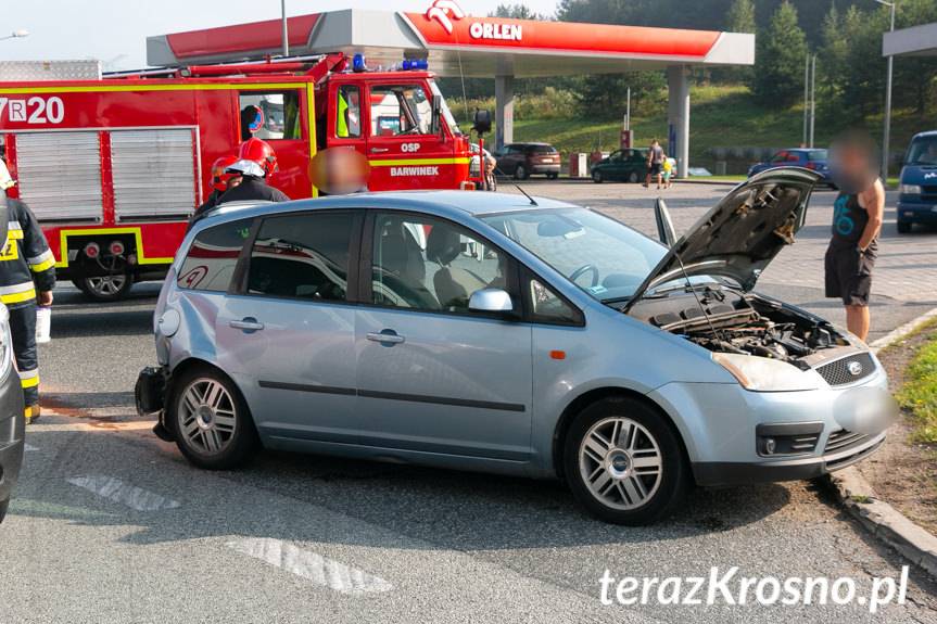 Wypadek w Barwinku, zderzenie dwóch samochodów