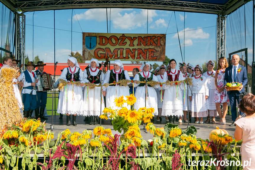Dożynki Gminne w Korczynie. Rolnicy podziękowali za plony 