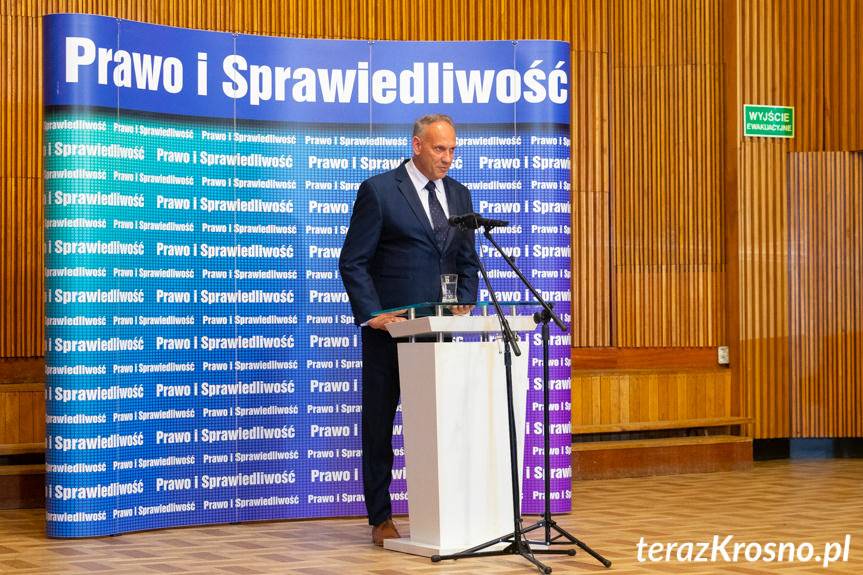 Jarosław Kaczyński w Krośnie. Konwencja PiS w Szkole Muzycznej