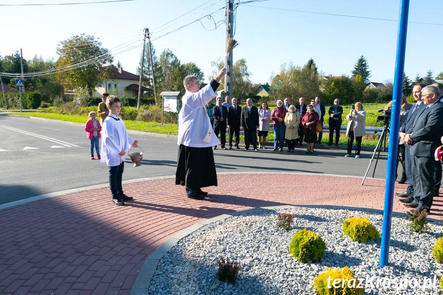 Uroczyście otwarto rondo w Odrzykoniu