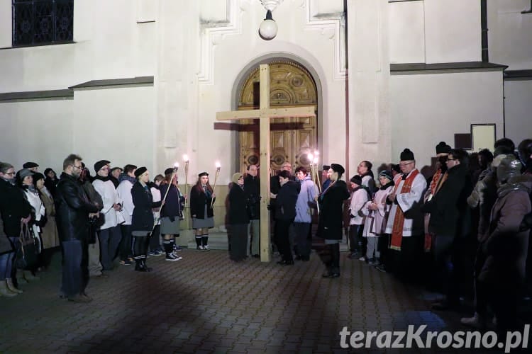 Droga Krzyżowa w Zręcinie