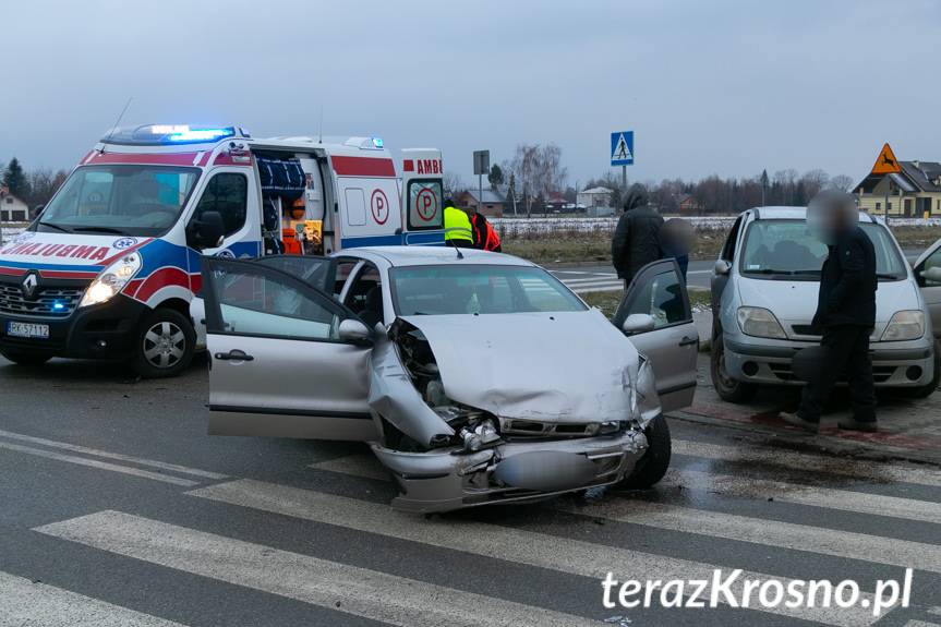 Zderzenie dwóch samochodów na Lotników