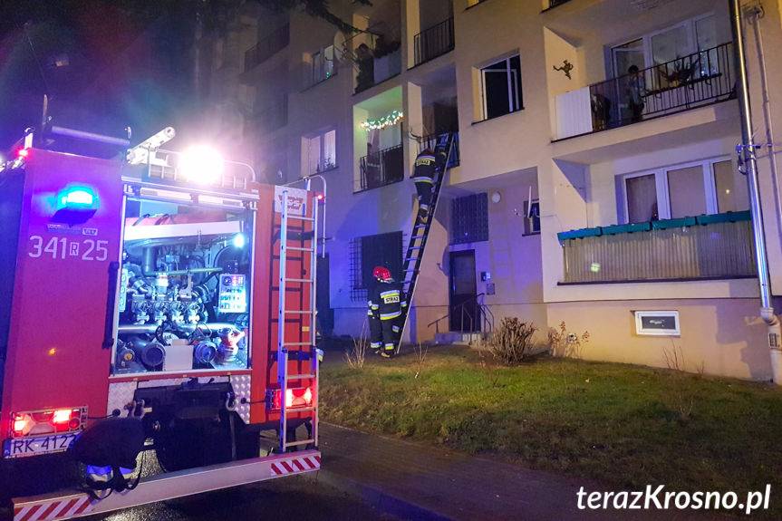 Krosno. Pożar w mieszkaniu na pierwszym piętrze