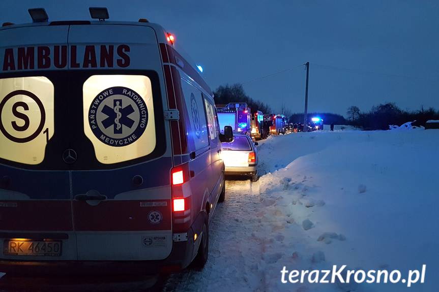 Wjechali do rowu, nie wiadomo kto kierował