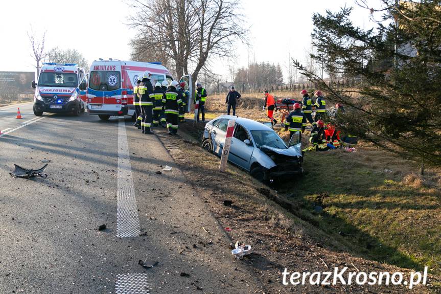 Wypadek w Krośnie, cztery osoby poszkodowane