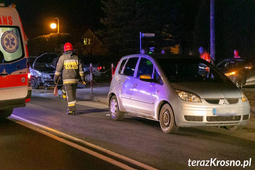 Wypadek w Pustynach, dwie osoby ranne