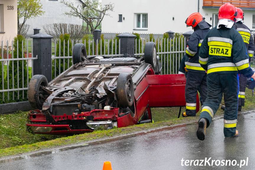 Dachowanie renault w Łężanach