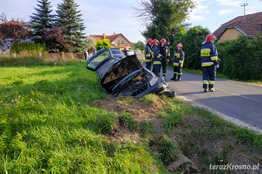 Passat w rowie, policja wyjaśnia kto kierował