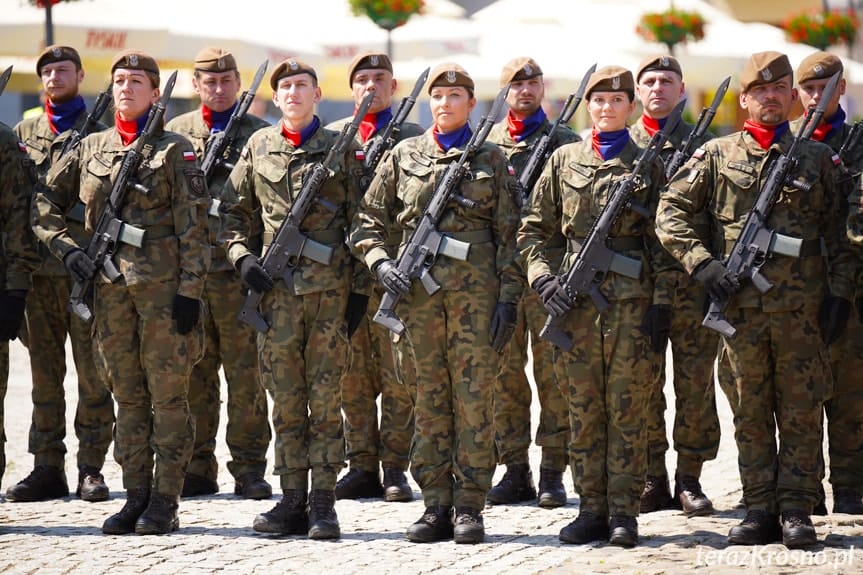 Przysięga żołnierzy WOT w Krośnie