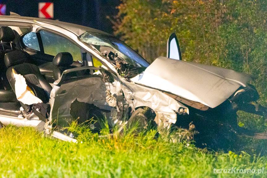 Śmiertelny wypadek w Widaczu. Nie żyje 21-latka