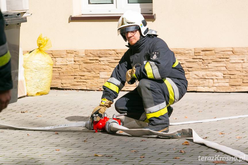 Próbne ewakuacje w szkołach i urzędach