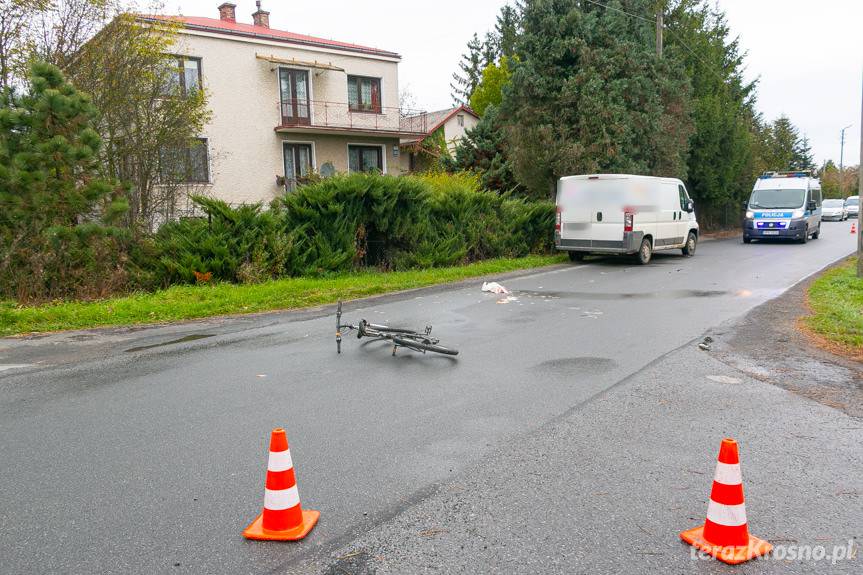 Wypadek w Chlebnej, poważne obrażenia rowerzysty
