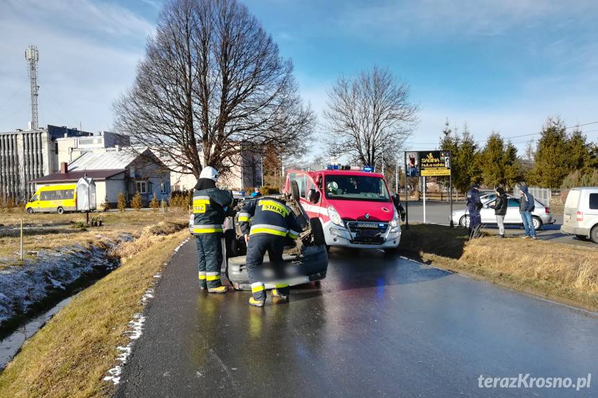 Dachowanie renault w Rymanowie