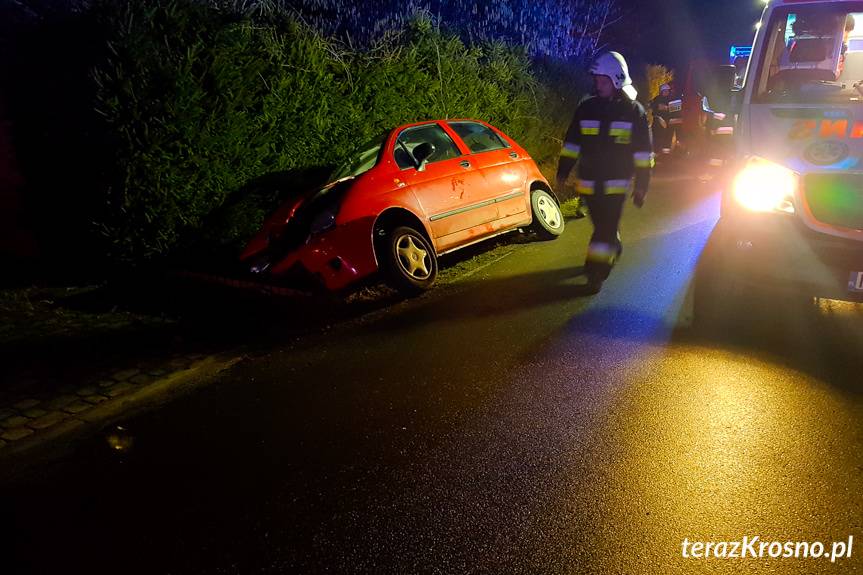 Wypadek w Ustrobnej. Dwie osoby w szpitalu