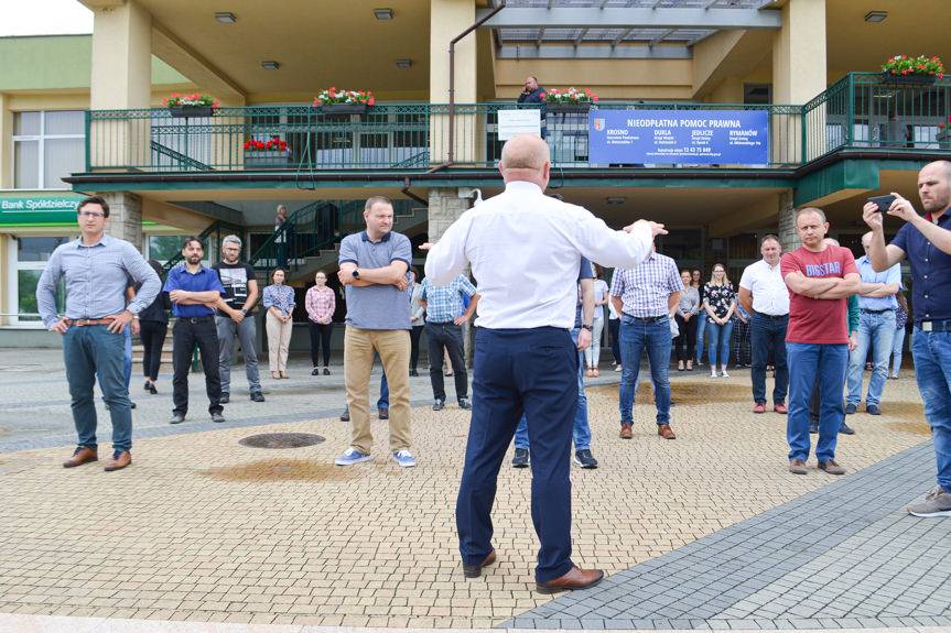 Pod starostwem pompowali dla Wojtusia