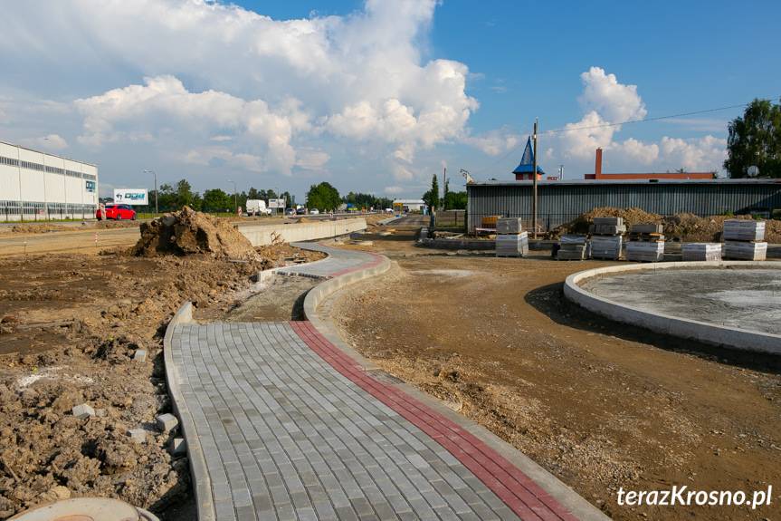 Droga krajowa nr 28 w Krośnie w rozbudowie. Zobacz zdjęcia