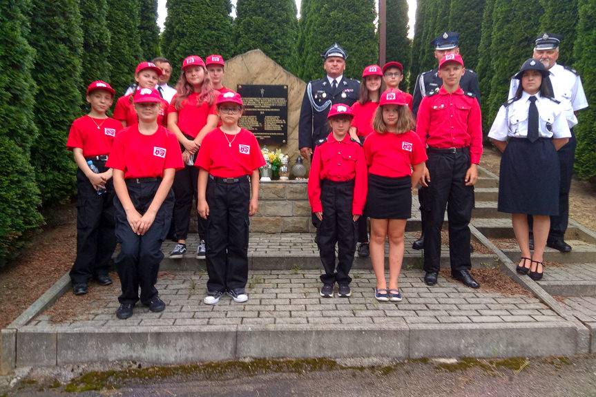 OSP Lubatówka. Uczą najmłodszych patriotyzmu