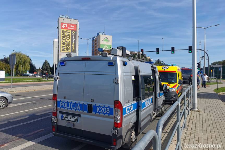 Zderzenie na Podkarpackiej. Kabriolet staranował naukę jazdy