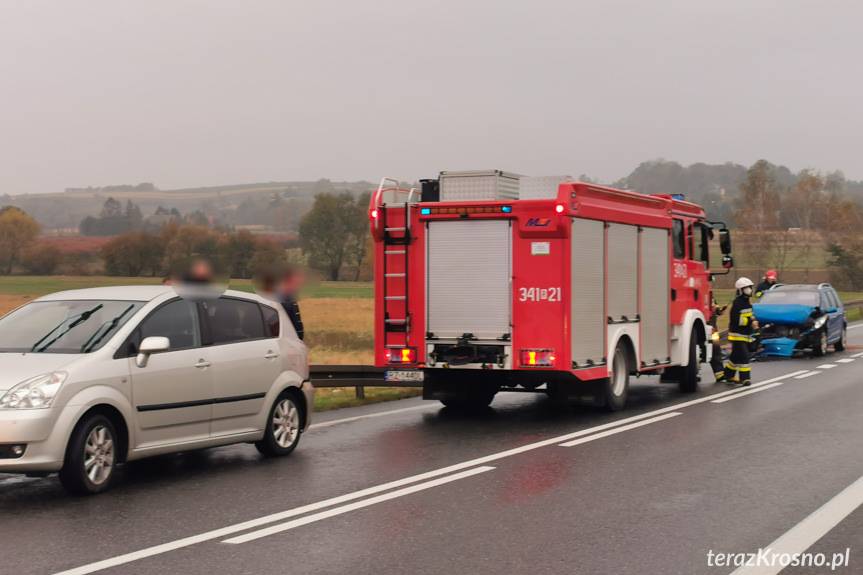 Zderzenie peugeota i toyoty w Rogach
