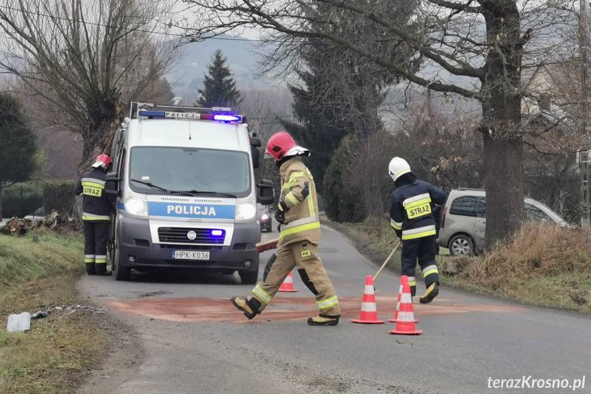 Czołowe zderzenie w Korczynie