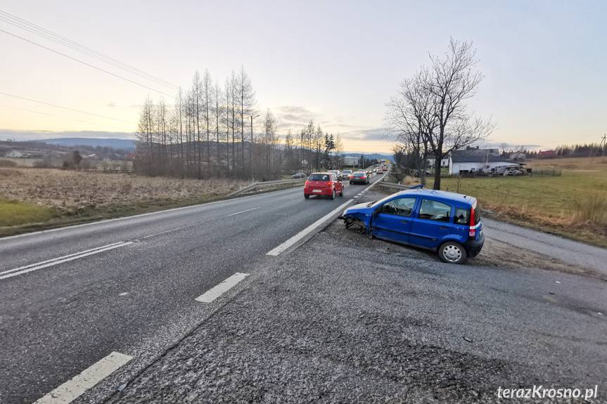 Zderzenie mercedesa i fiata w Iwli