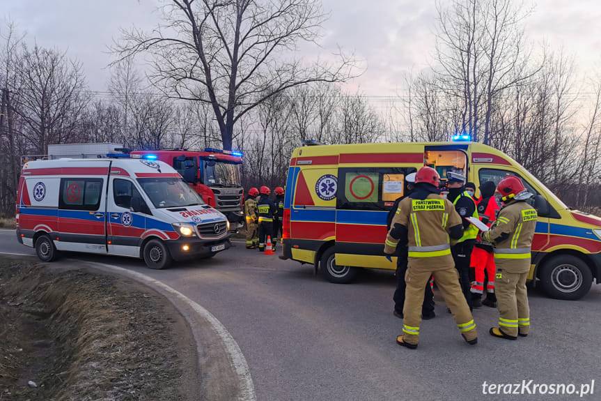 Zderzenie opla i mercedesa w Bóbrce