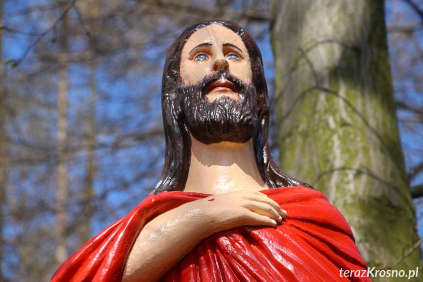 Figura "Chrystusa bez ręki" powróciła do Dębiny