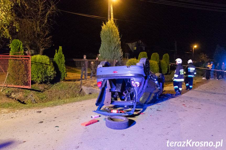 Uderzył w przepust i dachował