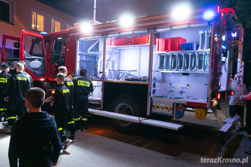 Nowy wóz strażacki w OSP Korczyna. Było huczne powitanie