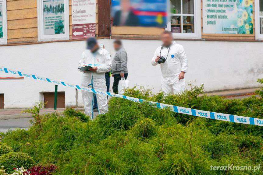 Złodzieje wysadzili bankomat wypełniony pieniędzmi w Iwoniczu-Zdroju [WIDEO]