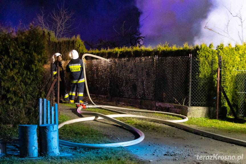 Pożar budynku gospodarczego w Jedliczu