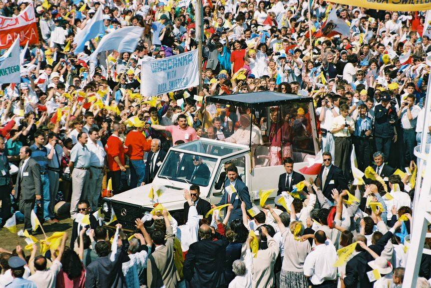 Przed 23. laty Jan Paweł II był w Dukli i Krośnie. Zobacz zdjęcia