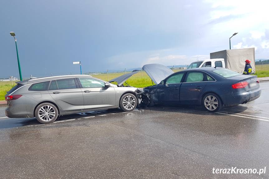 Krosno. Nieustąpienie pierwszeństwa powodem zderzenia