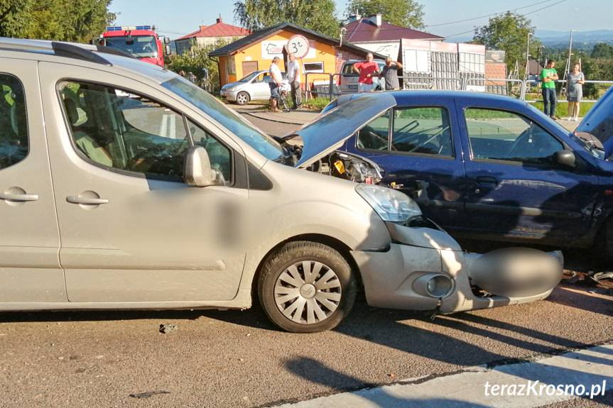 Jabłonica Polska. Zderzenie na skrzyżowaniu