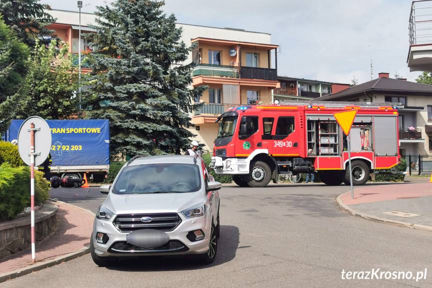 Wypadek w Jedliczu, ranny kierowca skutera