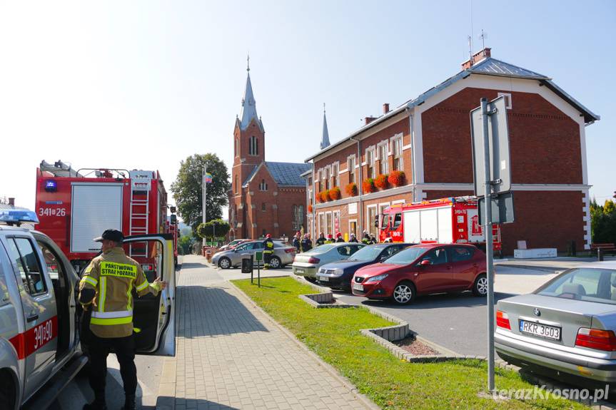 Fałszywy alarm bombowy w Urzędzie Gminy w Miejscu Piastowym
