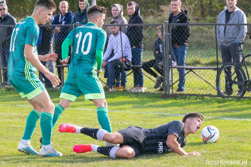 IV liga piłkarska. Partyzant MAL-BUD 1 Targowiska – Karpaty Krosno 1-2 (1-1)