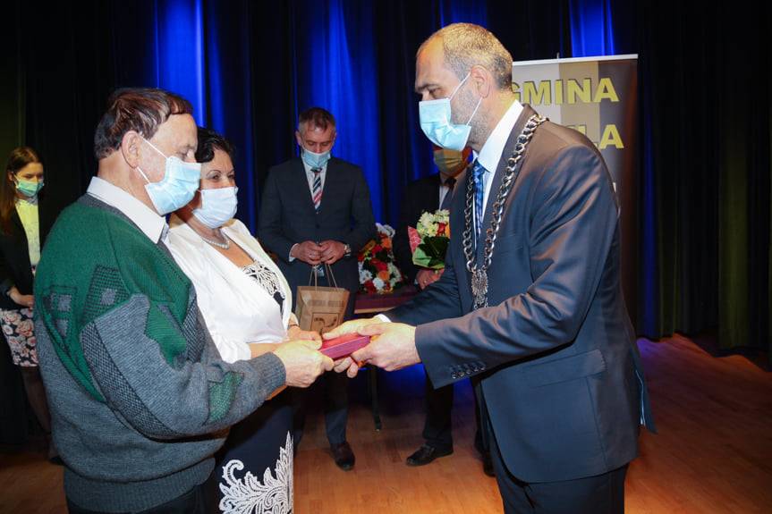 Złote Gody w Dukli. Jubileusz świętowało 19 par małżeńskich