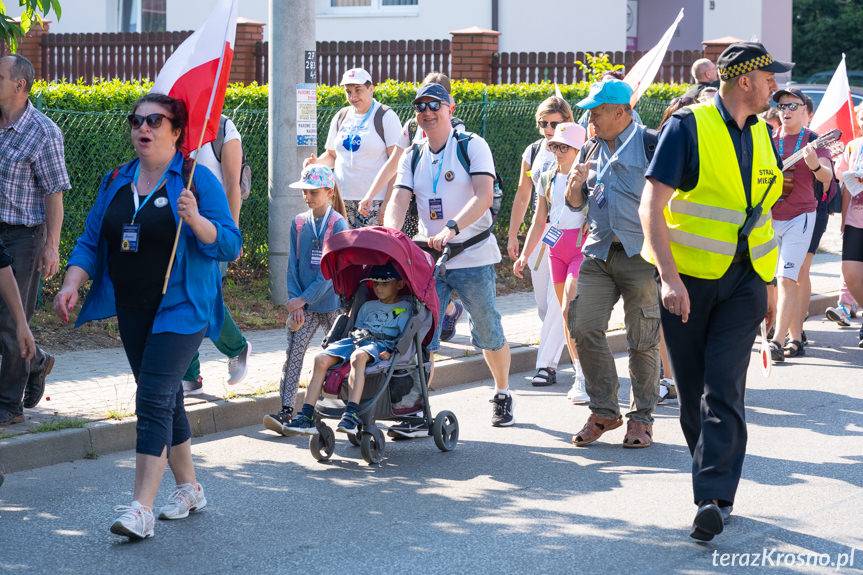 Pielgrzymi wyruszyli z Krosna na Jasną Górę