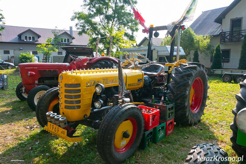 II Zlot Pojazdów Zabytkowych i Silnikó0w Stacjonarnych w Besku 