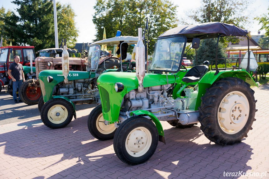 Krosno na trasie "starych traktorów"