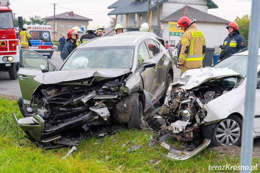 Wypadek na skrzyżowaniu we Wróbliku Szlacheckim