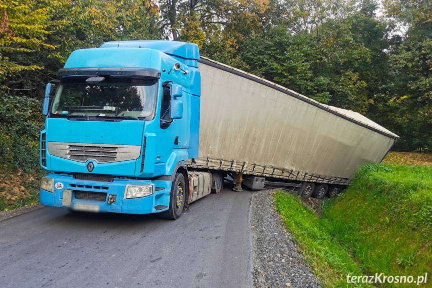 Ukraiński tir zablokował drogę w Odrzykoniu