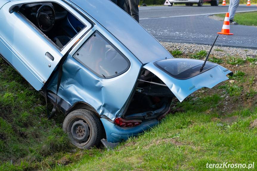 Zderzenie mitsubishi i fiata w Bajdach