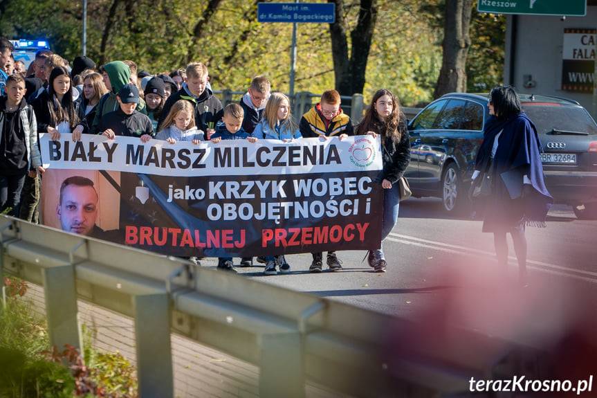 Ulicami Krosna przeszedł marsz milczenia