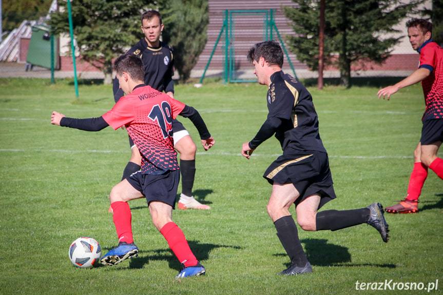 Rędzinianka Wojaszówka strzelała bramki po stracie zawodnika