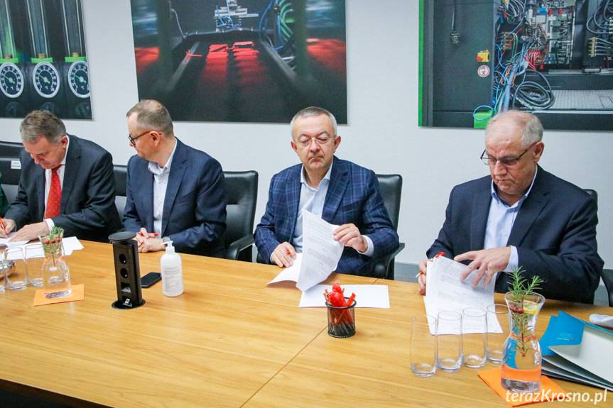 Splast, ERKO, BWI Poland Technologies i Nowy Styl wspólnie z KPU w Krośnie będą kształcić studentów